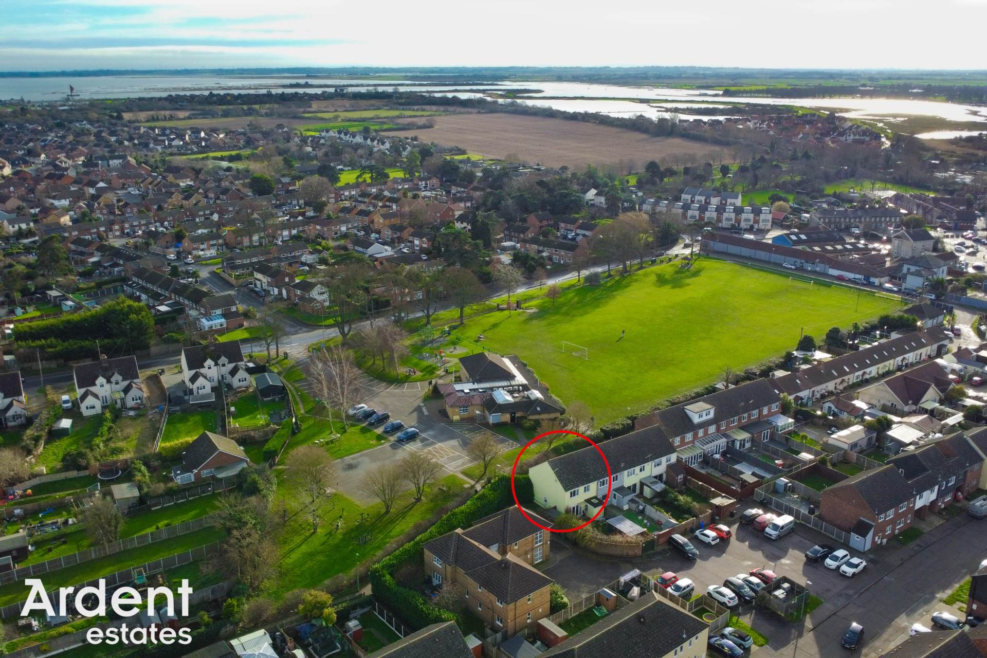 Photo 2 of Hillary Close, Heybridge